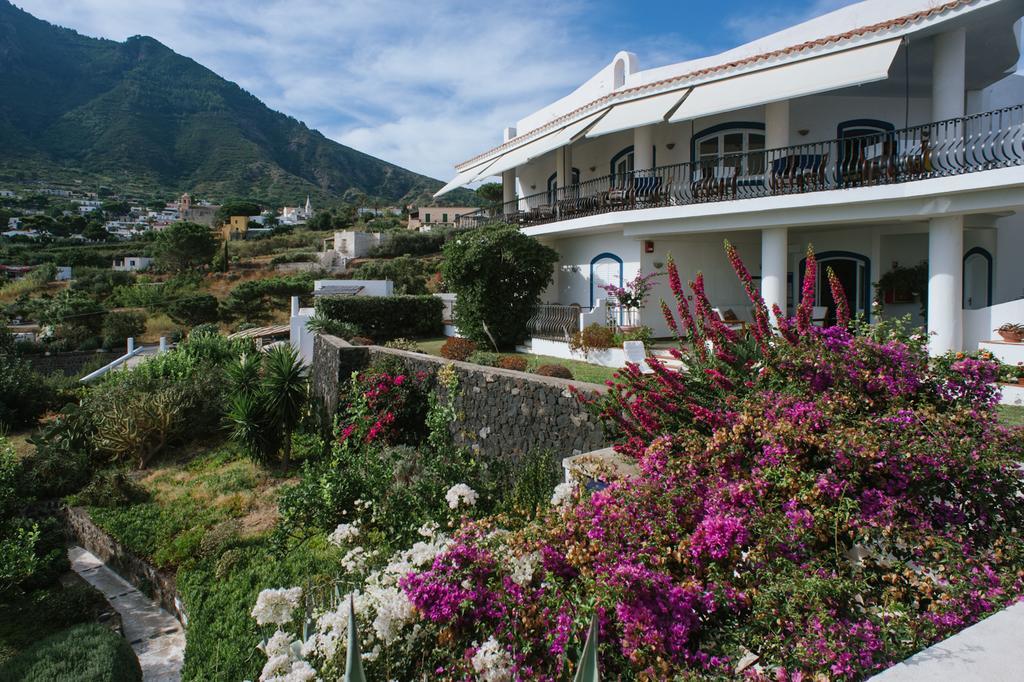 Hotel Punta Scario Malfa (Salina) Exterior foto